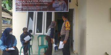 Polsubsektor Pelalawan Kembali Pantau Vaksinasi di Desa Sering