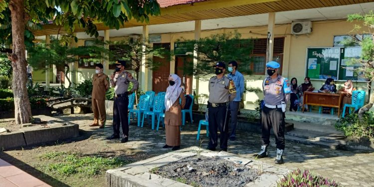 Polsek Pangkalan Lesung Bersama Puskesmas Sosialisasikan Vaksinasi Kepada Pelajar