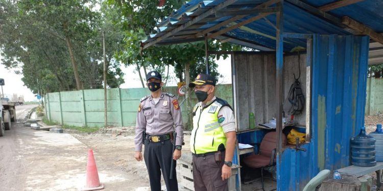 Lakukan Patroli, Polsubsektor Pelalawan Pantau Area Rawan C3