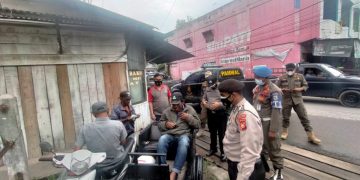 Polsek Pangkalan Kerinci dan Satpol-PP Gencar Operasi Yustisi dan Jaring Pelanggar
