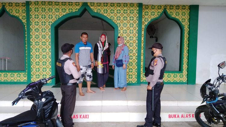 Polsek Ukui Laksanakan Sosialisasi Protokol Kesehatan Kepada Masyarakat