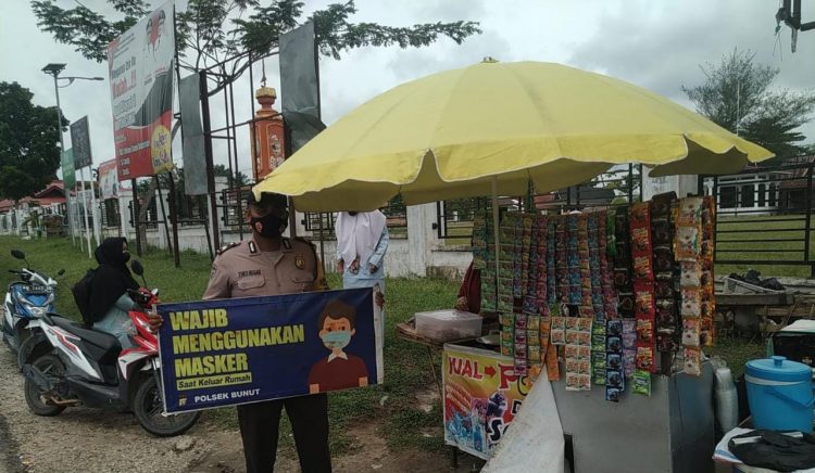 Polisi Gelar Patroli C3 dan Sosialisasi Prokes di Kecamatan Bunut Pelalawan