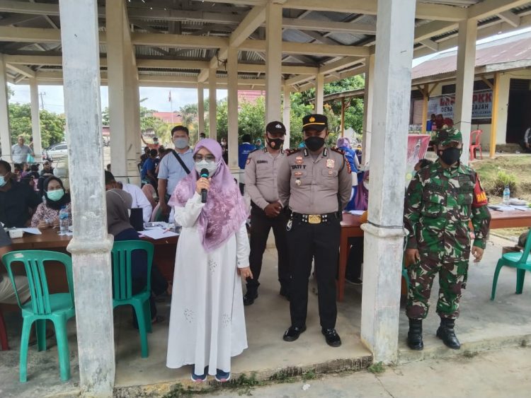 Polsek Ukui Amankan Vaksinasi di Bukit Gajah