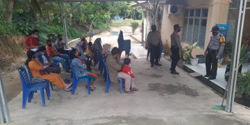 Giat Vaksinasi di Puskesmas Desa Terantang Manuk Dijaga Polsek Pangkalan Kuras