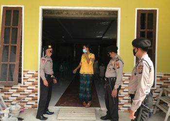 Jamin Keamanan Beribadah, Polsek Pangkalan Kerinci Giatkan Pengamanan di Sejumlah Gereja
