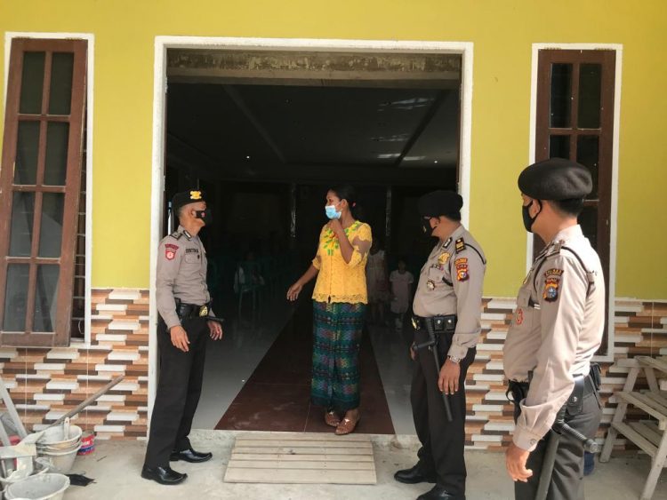 Jamin Keamanan Beribadah, Polsek Pangkalan Kerinci Giatkan Pengamanan di Sejumlah Gereja