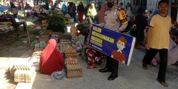 Polsek Bunut Gelar Patroli Keamanan dan Penertiban Prokes di Pasar Minggu Wilkum
