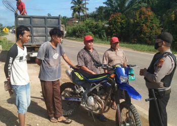 Kapolsek Ukui Imbau Masyarakat Terapkan Prokes Meski Sudah Vaksin