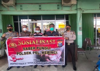 Polsek Pangkalan Kerinci Kembali Sosialisasikan Saber Pungli di Kantor PD Tuah Sekata