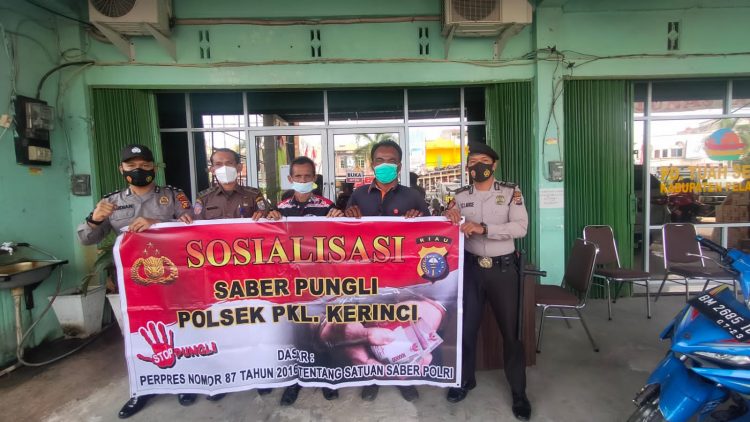 Polsek Pangkalan Kerinci Kembali Sosialisasikan Saber Pungli di Kantor PD Tuah Sekata