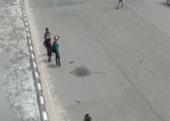 Seorang Pengendara Sepeda Motor Terjun Dari Fly Over Pasar Arengka