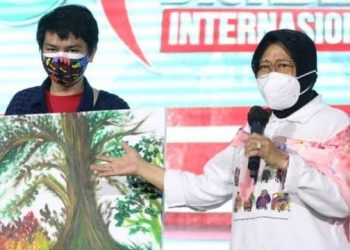 Paksa Penyandang Tunarungu Berbicara, Mensos Risma Beri Penjelasan