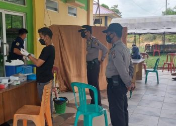 Polsek Pangkalan Lesung Monitor Giat Vaksinasi Terhadap Masyarakat