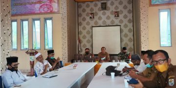 Kapolsek Kuala Kampar dan Upika Lakukan Rapat Hadapi Nataru, Sampaikan Hal Ini