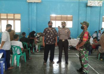 Akselerasi Percepatan Vaksinasi, Polsek Ukui dan Puskesmas Lakukan Peninjauan di Dua Desa