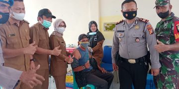 Polsek Bunut Lakukan Pemantauan Gerai Vaksinasi