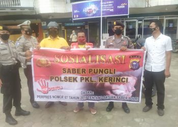 Cegah Pungli Terhadap Petugas Parkir, Polsek Pangkalan Kerinci Lakukan Sosialisasi