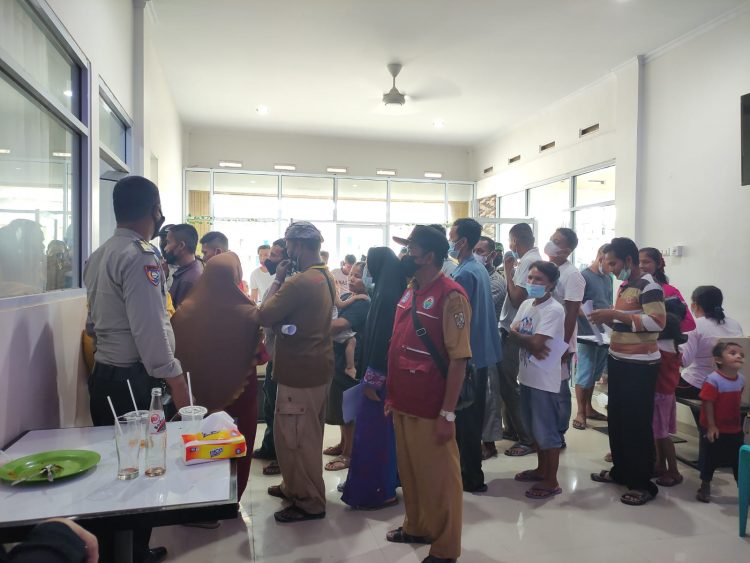 Polsek Langgam Terus Upayakan Percepatan Target Vaksinasi
