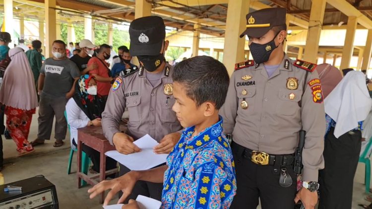 Genjot Percepatan Vaksinasi, Polsek Pangkalan Kuras Terus Lakukan Pemantauan