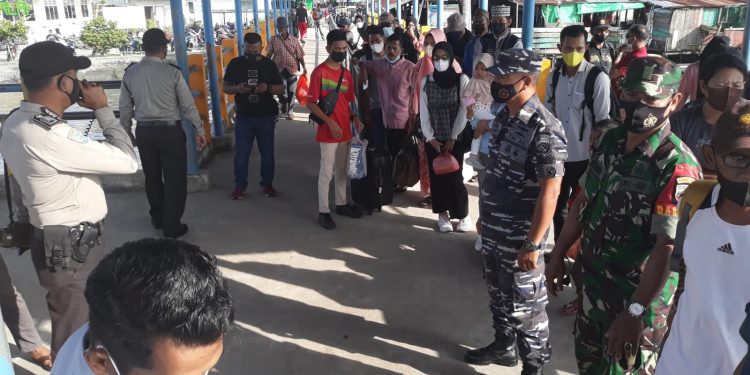 Polsek Kuala Kampar Siagakan Personil di Pos Pantau PPKM Pelabuhan