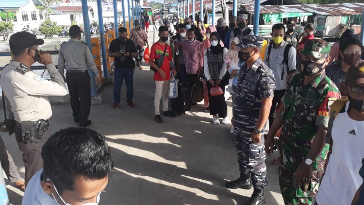 Polsek Kuala Kampar Siagakan Personil di Pos Pantau PPKM Pelabuhan