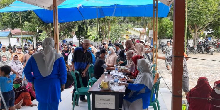 Polsek Ukui dan Puskesmas Gelar Vaksinasi di Dua Lokasi