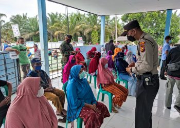 Polsubsektor Pelalawan Monitoring Giat Vaksinasi di Dusun Pangkalan Delik