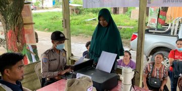 Gelar Vaksinasi Covid-19 di 4 Titik, Polsek Langgam Sasar 680 Orang