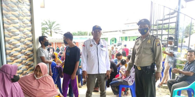 Gelar Vaksinasi Covid-19 di 4 Titik, Polsek Langgam Sasar 680 Orang