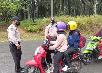 Polsek Kerumutan Himbau Pengguna Jalan Patuhi Prokes
