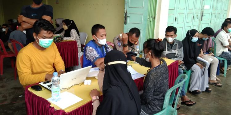 Polsek Ukui Maksimalkan Pelayanan Vaksin di Pos Pengamanan Simpang Mangga-Ukui