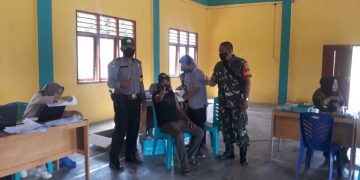 Polsek Pangkalan Lesung dan Puskesmas Lakukan Pelayanan di Gerai Vaksinasi Covid-19