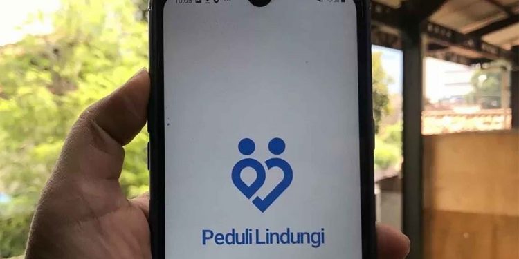 Satgas Covid-19 Tinjau Aplikasi Peduli Lindungi di Sejumlah Pusat Perbelanjaan