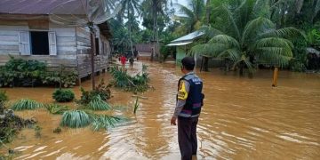 Diguyur Hujan Deras, 600 Rumah di Rohul Terendam Banjir
