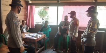 Cegah Sebaran Covid-19, Polsek Teluk Meranti Gencarkan Razia Yustisi di Pasar