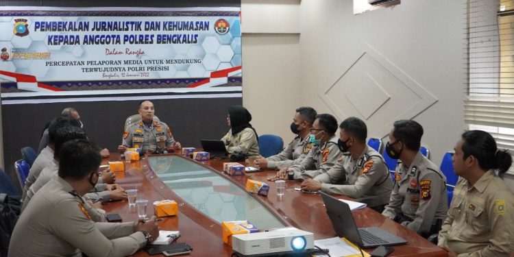 Penguatan Seksi Humas, Kapolres Bengkalis Minta Anggota Dalami Pengetahuan Jurnalistik