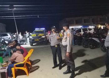 Personil Polsek Pangkalan Kuras Tak Kenal Lelah Imbau Masyarakat Terapkan Prokes