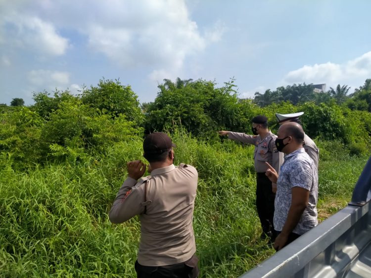 Cek Situasi Lahan di Wilayah Hukum, Polsek Pangkalan Kerinci Lakukan Patroli Karhutla