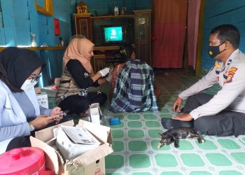 Polsek Langgam Terus Lakukan Vaksinasi, Capai 1.040 Orang yang Divaksin