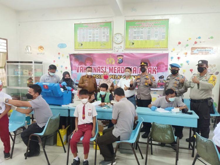 Polsek Pangkalan Lesung Buka Layanan  Vaksinasi Covid-19 di Sekolah