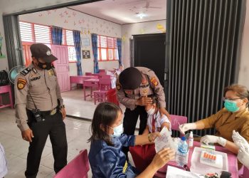 Polsek Pangkalan Kuras Update Data Vaksinasi di Wilayah Binaan 17 Januari