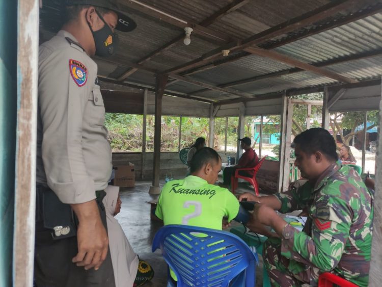Polsek Langgam Terus Lakukan Vaksinasi
