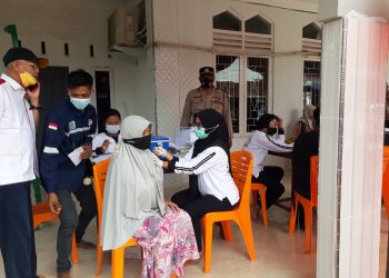Polsek Pangkalan Kerinci Pantau Giat Vaksinasi di Sejumlah Titik