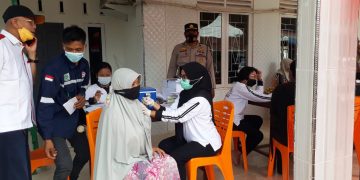 Polsek Pangkalan Kerinci Pantau Giat Vaksinasi di Sejumlah Titik