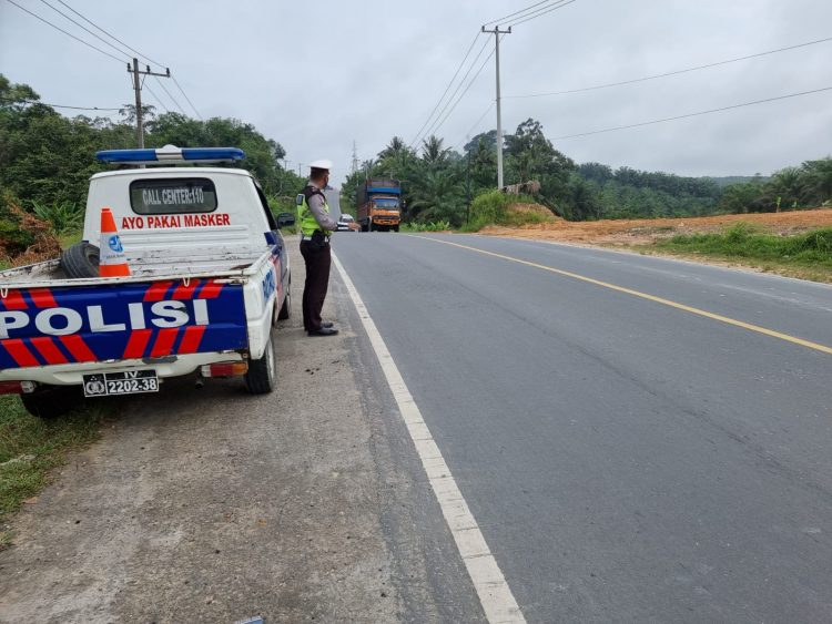 Ciptakan Situasi Aman dan Nyaman, Polisi Rutin Laksanakan Patroli
