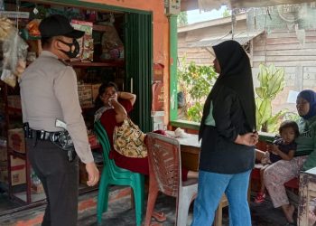 Pentingnya Terapkan Prokes, Polsubsektor Pelalawan Razia Yustisi