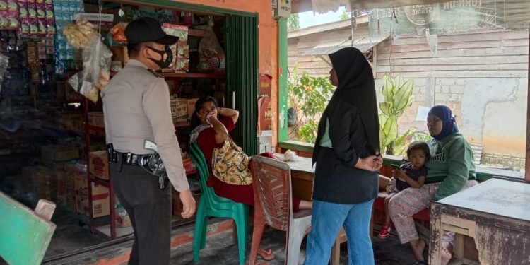 Pentingnya Terapkan Prokes, Polsubsektor Pelalawan Razia Yustisi
