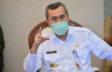 Seluruh Guru di Riau Diminta Ikuti Vaksinasi Booster, Ini Kata Gubernur