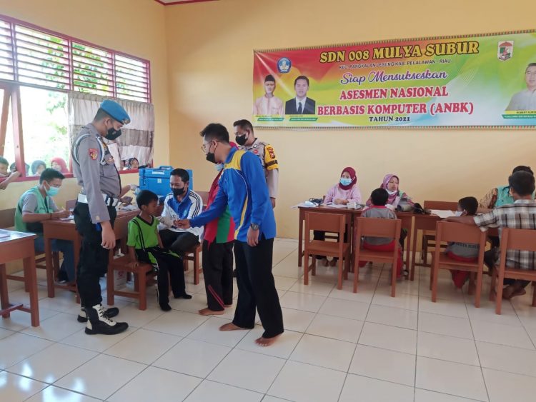 Polsek Pangkalan Lesung Vaksinasi Anak Usia 6-11 Tahun dan Lansia