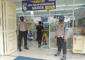 Ciptakan Lingkungan Kondusif, Polsek Kerumutan Lakukan Patroli di Swalayan